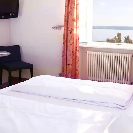 Bacchus Wine & Bites Отель Меерсбург