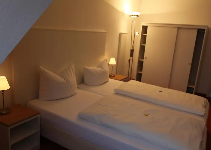 Bacchus Wine & Bites Hotel 3*